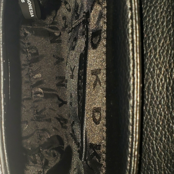 NWT DKNY Graffiti Cleo NS Phone Crossbody Bag - Picture 4 of 5